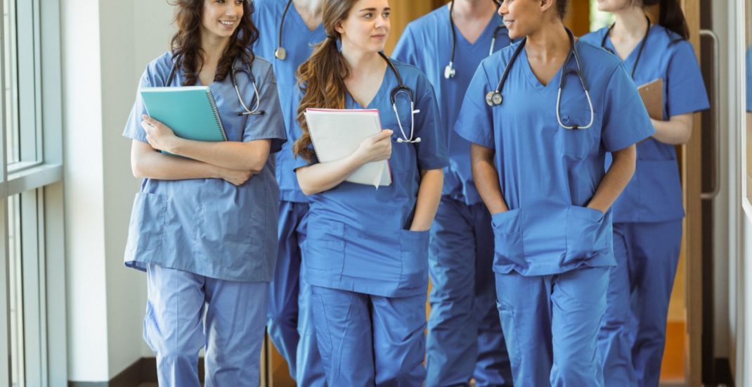 vale a pena fazer medicina
