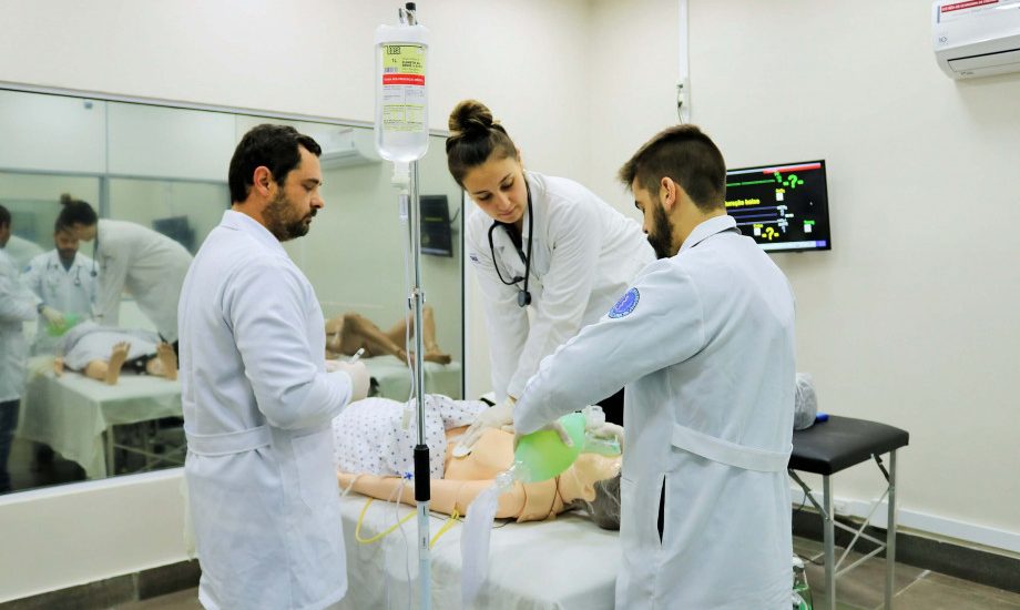 Simlab fará treinamento para médicos do Centro de Atendimento a Síndromes Gripais