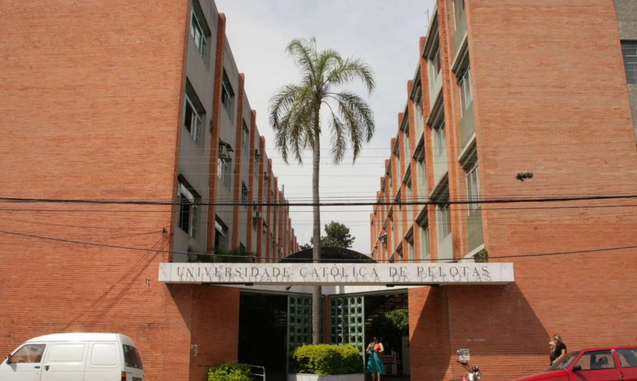 UCPel começa novo semestre letivo na segunda-feira (22)